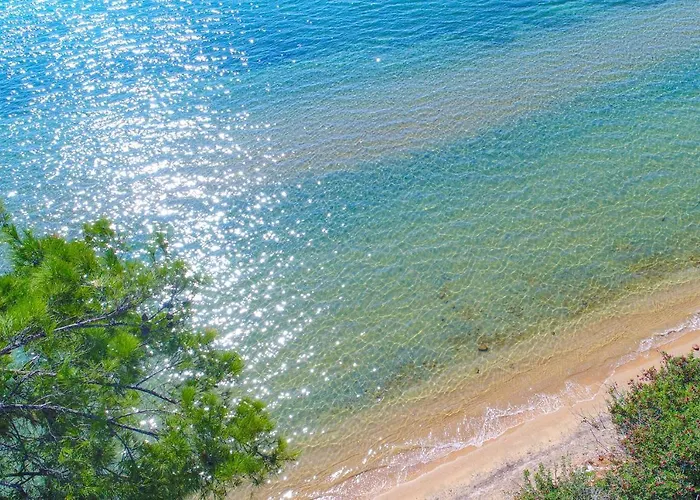 Kalma Ena Villa *