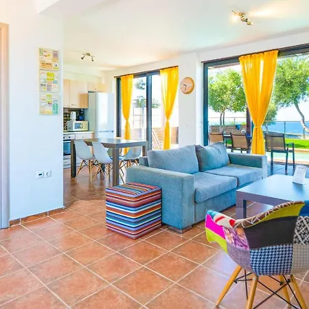 Willa Kalma Ena Nea Moudania